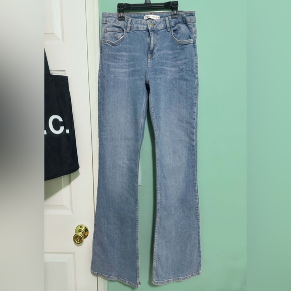 Zara High-Rise Long Flare Jeans - Picture 2 of 5